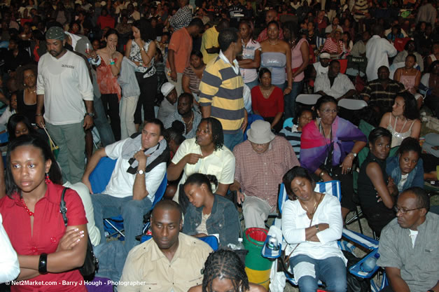 Audience & Venue - Air Jamaica Jazz & Blues Festival 2007 - The Art of Music - Thursday, January 26th - 10th Anniversary - The Aqueduct on Rose Hall - Air Jamaica Jazz & Blues Festival 2007 - The Art of Music - Tuesday, January 23 - Saturday, January 27, 2007, The Aqueduct on Rose Hall, Montego Bay, Jamaica - Negril Travel Guide, Negril Jamaica WI - http://www.negriltravelguide.com - info@negriltravelguide.com...!