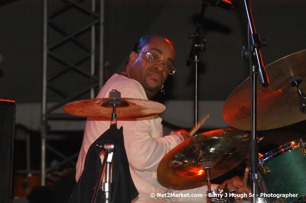 Pieces of a Dream - Air Jamaica Jazz & Blues Festival 2007 - The Art of Music -  Thursday, January 25th - 10th Anniversary - Air Jamaica Jazz & Blues Festival 2007 - The Art of Music - Tuesday, January 23 - Saturday, January 27, 2007, The Aqueduct on Rose Hall, Montego Bay, Jamaica - Negril Travel Guide, Negril Jamaica WI - http://www.negriltravelguide.com - info@negriltravelguide.com...!