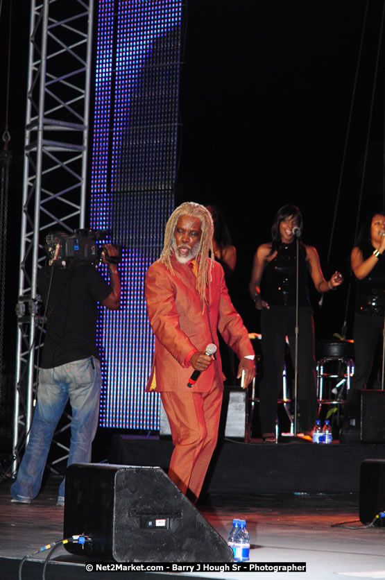 Billy Ocean at the Air Jamaica Jazz and Blues Festival 2008 The Art of Music - Saturday, January 26, 2008 - Air Jamaica Jazz & Blues 2008 The Art of Music venue at the Aqaueduct on Rose Hall Resort & Counrty Club, Montego Bay, St. James, Jamaica W.I. - Thursday, January 24 - Saturday, January 26, 2008 - Photographs by Net2Market.com - Claudine Housen & Barry J. Hough Sr, Photographers - Negril Travel Guide, Negril Jamaica WI - http://www.negriltravelguide.com - info@negriltravelguide.com...!