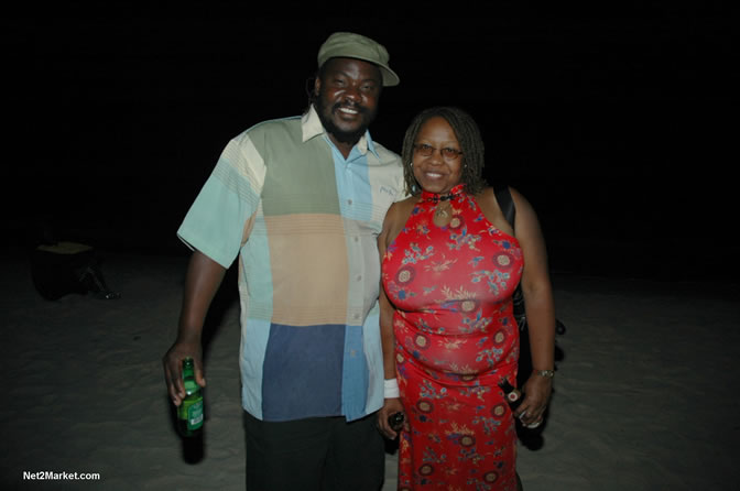 Red Rose For Gregory - Gregory Isaacs -  Bobby Dread - Swallow - backed by the Indika Band - Boubon Beach Restaurant, Beach Bar & Oceanfront Accommodations - Negril Travel Guide, Negril Jamaica WI - http://www.negriltravelguide.com - info@negriltravelguide.com...!