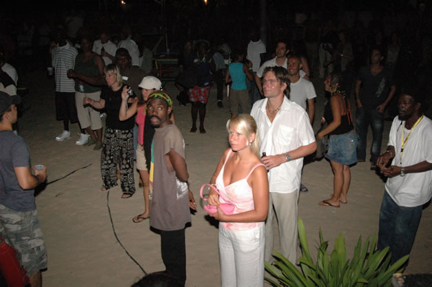 Culture - Culture's last Jamaican Concert - Money Cologne Promotions in Association with Bourbon Beach Presents Summer Splash - Monday, August 7, 2006 - Negril Travel Guide, Negril Jamaica WI - http://www.negriltravelguide.com - info@negriltravelguide.com...!