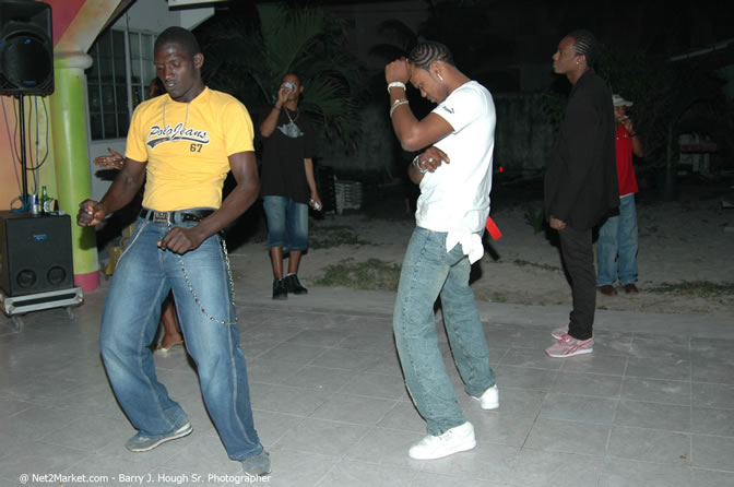 John Holt at Bourbon Beach - Saturday, January 21, 2006 - Negril Travel Guide, Negril Jamaica WI - http://www.negriltravelguide.com - info@negriltravelguide.com...!