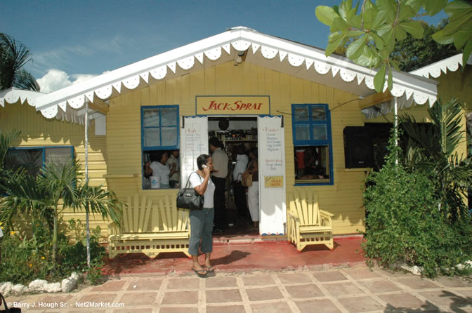 A Photo Story of Calabash 2005 - 5th Anniversary - @ Jakes, Treasure Beach - May 27th to 29th, 2005 - Negril Travel Guide, Negril Jamaica WI - http://www.negriltravelguide.com - info@negriltravelguide.com...!