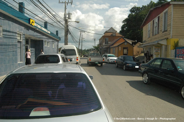 A Walk Around Lucea One Way - Caribbean Medical Mission, Wednesday, October 18, 2006 - Negril Travel Guide, Negril Jamaica WI - http://www.negriltravelguide.com - info@negriltravelguide.com...!