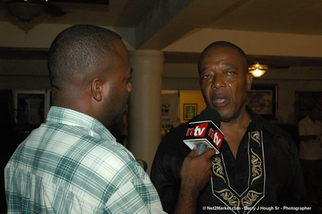 Caribbean Medical Mission Reception at the Travellers Beach Resort, Negril, Jamaica, Tuesday, October 17, 2006 - Negril Travel Guide, Negril Jamaica WI - http://www.negriltravelguide.com - info@negriltravelguide.com...!