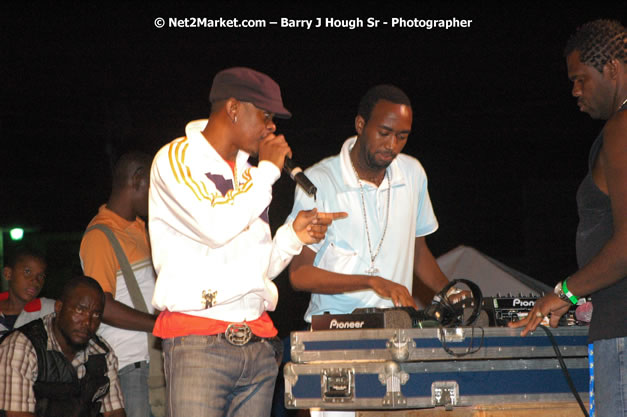 Cross De Harbour @ Lucea Car Park presented by Linkz Entertainment in association with Lucea Chamber of Commerce - Featuring Freddy Mc Gregor, Iley Dread, Mr. Vegas, Lt. Elmo, Champagne, Merital, CC, Brillant, TQ, Mad Dog, Chumps - Lucea, Hanover, Jamaica - Negril Travel Guide.com, Negril Jamaica WI - http://www.negriltravelguide.com - info@negriltravelguide.com...!