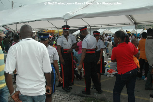 Cross De Harbour @ Lucea Car Park presented by Linkz Entertainment in association with Lucea Chamber of Commerce - Featuring Freddy Mc Gregor, Iley Dread, Mr. Vegas, Lt. Elmo, Champagne, Merital, CC, Brillant, TQ, Mad Dog, Chumps - Lucea, Hanover, Jamaica - Negril Travel Guide.com, Negril Jamaica WI - http://www.negriltravelguide.com - info@negriltravelguide.com...!