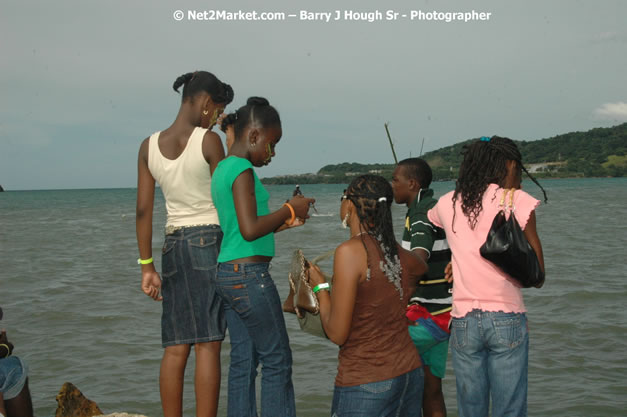 Cross De Harbour @ Lucea Car Park presented by Linkz Entertainment in association with Lucea Chamber of Commerce - Featuring Freddy Mc Gregor, Iley Dread, Mr. Vegas, Lt. Elmo, Champagne, Merital, CC, Brillant, TQ, Mad Dog, Chumps - Lucea, Hanover, Jamaica - Negril Travel Guide.com, Negril Jamaica WI - http://www.negriltravelguide.com - info@negriltravelguide.com...!