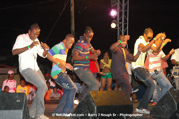 Cross De Harbour @ Lucea Car Park presented by Linkz Entertainment in association with Lucea Chamber of Commerce - Featuring Freddy Mc Gregor, Iley Dread, Mr. Vegas, Lt. Elmo, Champagne, Merital, CC, Brillant, TQ, Mad Dog, Chumps - Lucea, Hanover, Jamaica - Negril Travel Guide.com, Negril Jamaica WI - http://www.negriltravelguide.com - info@negriltravelguide.com...!