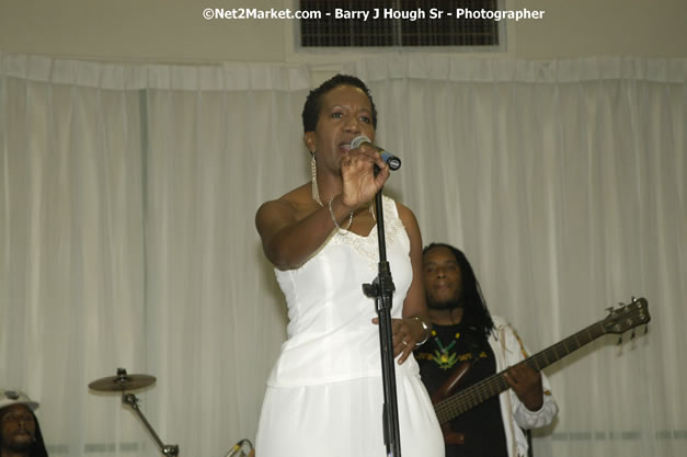 Karen Smith - Reflections - Cure Fest 2007 - All White Birth-Night Party - Hosted by Jah Cure - Starfish Trelawny Hotel - Trelawny, Jamaica - Friday, October 12, 2007 - Cure Fest 2007 October 12th-14th, 2007 Presented by Danger Promotions, Iyah Cure Promotions, and Brass Gate Promotions - Alison Young, Publicist - Photographs by Net2Market.com - Barry J. Hough Sr, Photographer - Negril Travel Guide, Negril Jamaica WI - http://www.negriltravelguide.com - info@negriltravelguide.com...!