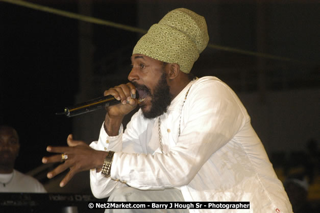 Lutan Fyah - Cure Fest 2007 - Longing For Concert at Trelawny Multi Purpose Stadium, Trelawny, Jamaica - Sunday, October 14, 2007 - Cure Fest 2007 October 12th-14th, 2007 Presented by Danger Promotions, Iyah Cure Promotions, and Brass Gate Promotions - Alison Young, Publicist - Photographs by Net2Market.com - Barry J. Hough Sr, Photographer - Negril Travel Guide, Negril Jamaica WI - http://www.negriltravelguide.com - info@negriltravelguide.com...!