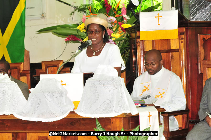 Lucea United Church - Unitied Church in Jamaica and Cayman Islands - Worship Service & Celebration of the Sacrament of Holy Communion - Special Guests: Hanover Homecoming Foundation & His excellency The Most Honourable Professor Sir Kenneth Hall Governor General of Jamaica - Sunday, August 3, 2008 - Hanover Homecoming Foundation LTD Jamaica - Wherever you roam ... Hanover bids you ... come HOME - Sunday, August 3 to Saturday, August 9, 2008 - Hanover Jamaica - Photographs by Net2Market.com - Barry J. Hough Sr. Photojournalist/Photograper - Photographs taken with a Nikon D300 - Negril Travel Guide, Negril Jamaica WI - http://www.negriltravelguide.com - info@negriltravelguide.com...!