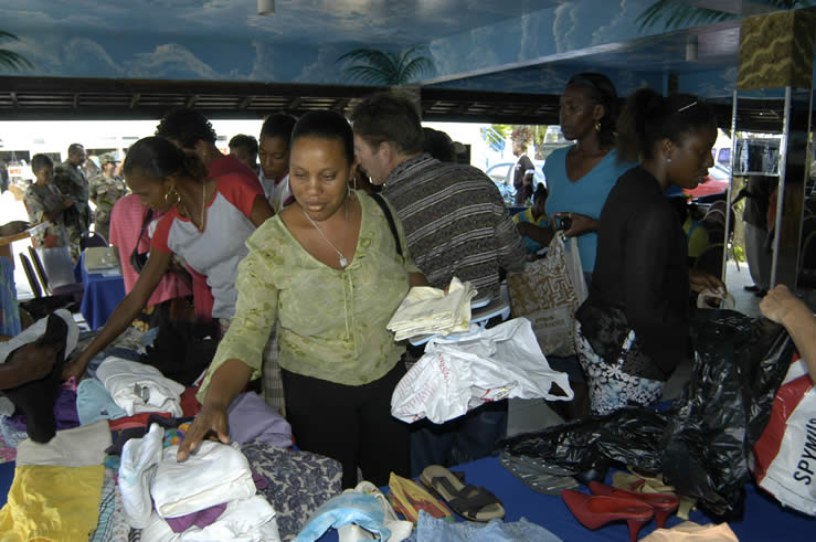 Hurricane Ivan Aid - "People Helping People" spearheaded by - Negril Travel Guide, Negril Jamaica WI - http://www.negriltravelguide.com - info@negriltravelguide.com...!