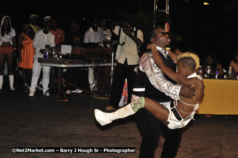 International Dancehall Queen Competition - Big Head Promotions Presents the Red Label Wine Dancehall Queen Competition - Saturday, July 26, 2008 @ Pier One, Montego Bay, Jamaica W.I. - Photographs by Net2Market.com - Barry J. Hough Sr. Photojournalist/Photograper - Photographs taken with a Nikon D300 - Negril Travel Guide, Negril Jamaica WI - http://www.negriltravelguide.com - info@negriltravelguide.com...!