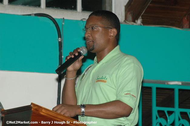 JUTA Tours Negril Chapter Annual Meeting - Clive Gordon Re-Elected as President, May 30, 2007, Negril Hills Golf Course, Sheffield, Westmoreland, Jamaica, W.I.  - Photographs by Net2Market.com - Negril Travel Guide, Negril Jamaica WI - http://www.negriltravelguide.com - info@negriltravelguide.com...!