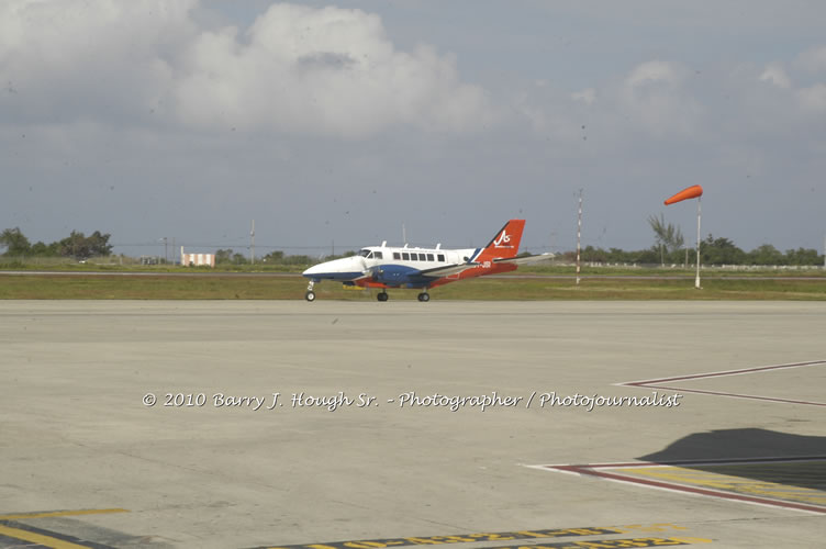 Jamaica Air Shuttle Launch @ MBJ Airports Limited, Wednesday, January 20, 2010, Sangster International Airport, Montego Bay, St. James, Jamaica W.I. - Photographs by Net2Market.com - Barry J. Hough Sr, Photographer/Photojournalist - The Negril Travel Guide - Negril's and Jamaica's Number One Concert Photography Web Site with over 40,000 Jamaican Concert photographs Published -  Negril Travel Guide, Negril Jamaica WI - http://www.negriltravelguide.com - info@negriltravelguide.com...!