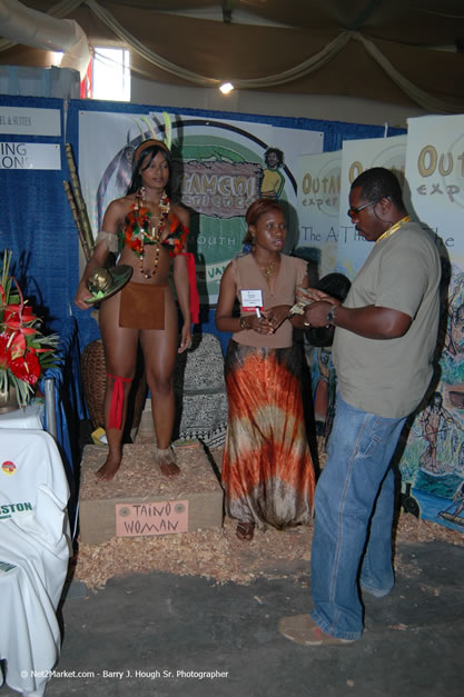 JAPEX 2006 Exibition @ Home Solutions, Negril - Tuesday, April 25, 2006 - Negril - JAPEX 2006 Negril Photos - Negril Travel Guide, Negril Jamaica WI - http://www.negriltravelguide.com - info@negriltravelguide.com...!