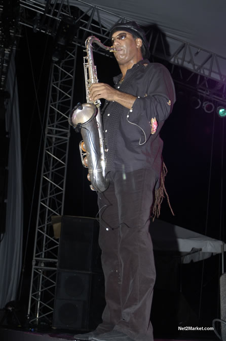 Arturo Tappin - Air Jamaica Jazz & Blues 2005 - The Art Of Music - Cinnamon Hill Golf Course, Rose Hall, Montego Bay - Negril Travel Guide, Negril Jamaica WI - http://www.negriltravelguide.com - info@negriltravelguide.com...!