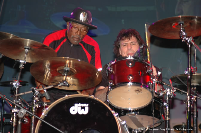 Bo Diddley - Air Jamaica Jazz & Blues Festival 2006 - The Art of Music - Cinnamon Hill Golf Club - Rosehall Resort & Country Club, Montego Bay, Jamaica W.I. - Thursday, Friday 27, 2006 - Negril Travel Guide, Negril Jamaica WI - http://www.negriltravelguide.com - info@negriltravelguide.com...!