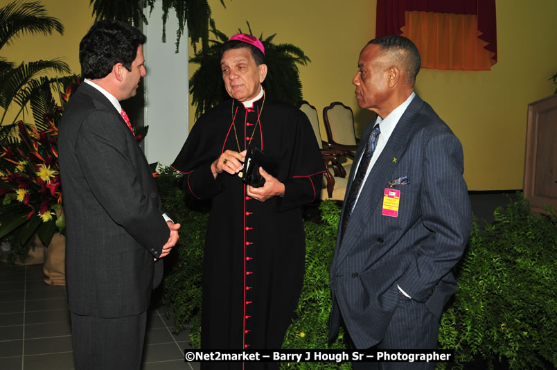 The Unveiling Of The Commemorative Plaque By The Honourable Prime Minister, Orette Bruce Golding, MP, And Their Majesties, King Juan Carlos I And Queen Sofia Of Spain - On Wednesday, February 18, 2009, Marking The Completion Of The Expansion Of Sangster International Airport, Venue at Sangster International Airport, Montego Bay, St James, Jamaica - Wednesday, February 18, 2009 - Photographs by Net2Market.com - Barry J. Hough Sr, Photographer/Photojournalist - Negril Travel Guide, Negril Jamaica WI - http://www.negriltravelguide.com - info@negriltravelguide.com...!