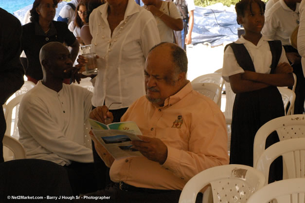 Palladium Hotels & Resorts - Groundbreaking of the 1600-Room Grand Palladium Lady Hamilton Resort & Spa and the Grand Palludium Jamaica Resort & Spa - Special Address: The Most Honorable Portia Simpson-Miller, O.N., M.P., Prime Minister of Jamaica - The Point, Lucea, Hanover, Saturday, November 11, 2006 @ 2:00 pm - Negril Travel Guide, Negril Jamaica WI - http://www.negriltravelguide.com - info@negriltravelguide.com...!