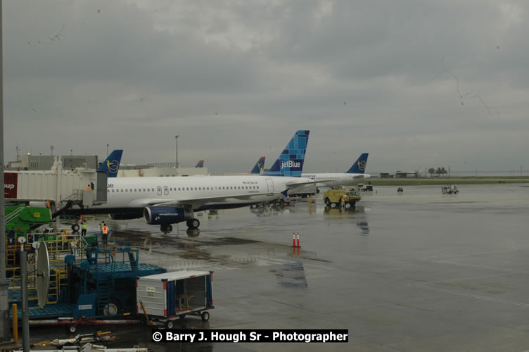 JetBue Airways' Inaugural Air Service between Sangster International Airport, Montego Bay and John F. Kennedy Airport, New York at MBJ Airports Sangster International Airport, Montego Bay, St. James, Jamaica - Thursday, May 21, 2009 - Photographs by Net2Market.com - Barry J. Hough Sr, Photographer/Photojournalist - Negril Travel Guide, Negril Jamaica WI - http://www.negriltravelguide.com - info@negriltravelguide.com...!