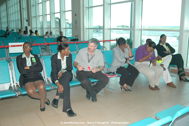 MBJ Airports Limited Welcomes WestJet Airlines - Inaugural Scheduled Service From Toronto Pearsons International Airport - Monday, December 10, 2007 - Sangster International Airport - MBJ Airports Limited, Montego Bay, Jamaica W.I. - Photographs by Net2Market.com - Barry J. Hough Sr, Photographer - Negril Travel Guide, Negril Jamaica WI - http://www.negriltravelguide.com - info@negriltravelguide.com...!