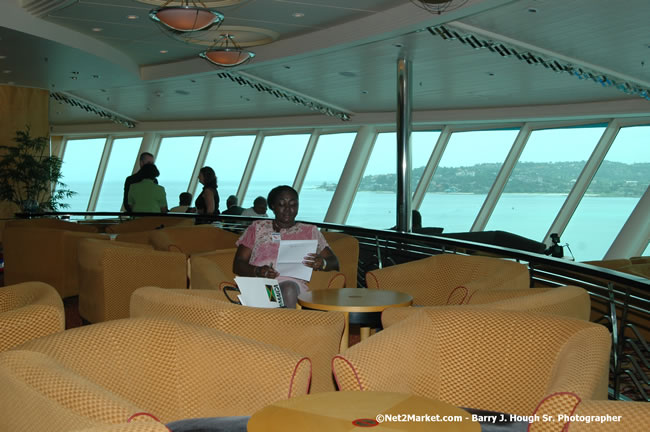 MS Freedom Of The Seas [Royal Caribbean International's - Newest Vessel] Plaques &amp; Keys Ceremony in order to commemorate its first arrival at the Port Montego Bay Photos - Negril Travel Guide, Negril Jamaica WI - http://www.negriltravelguide.com - info@negriltravelguide.com...!