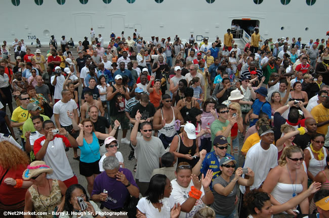 MS Freedom Of The Seas [Royal Caribbean International's - Newest Vessel] Plaques &amp; Keys Ceremony in order to commemorate its first arrival at the Port Montego Bay Photos - Negril Travel Guide, Negril Jamaica WI - http://www.negriltravelguide.com - info@negriltravelguide.com...!