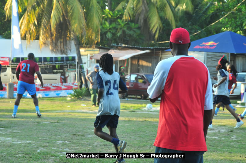 Marley Magic Traffic Jam - Celebrity Football @ Spring Break - Saturday, March 21, 2009 - Also Featuring: Kelley, Capleton, Junior Reid, Spragga Benz, Wayne Marshall, Munga, Romaine Virgo,Embee, Bango Herman, Flava K, Whisky Baggio, Andrew and Wadda Blood, Black Am I, Packa, Venue at Waz Beach, Norman Manley Boulevard, Negril Westmoreland, Jamaica - Saturday, March 21, 2009 - Photographs by Net2Market.com - Barry J. Hough Sr, Photographer/Photojournalist - Negril Travel Guide, Negril Jamaica WI - http://www.negriltravelguide.com - info@negriltravelguide.com...!