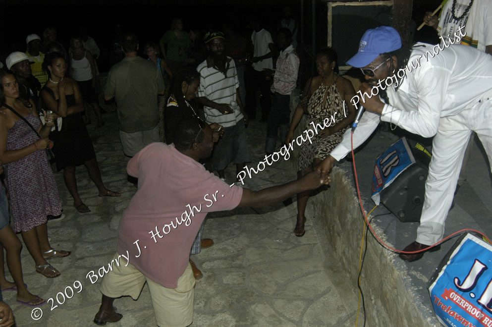  Etana Live in Concert Negril Escape Resort & Spa, Openning Acts: Princess Tia, Ras Slick, and Anthony Able, Backing Band: Strong Hold, One Love Reggae Summer Series, West End, Negril, Westmoreland, Jamaica W.I. - Saturaday, August 18, 2009 - Photographs by Barry J. Hough Sr. Photojournalist/Photograper - Photographs taken with a Nikon D70, D100, or D300 - Negril Travel Guide, Negril Jamaica WI - http://www.negriltravelguide.com - info@negriltravelguide.com...!