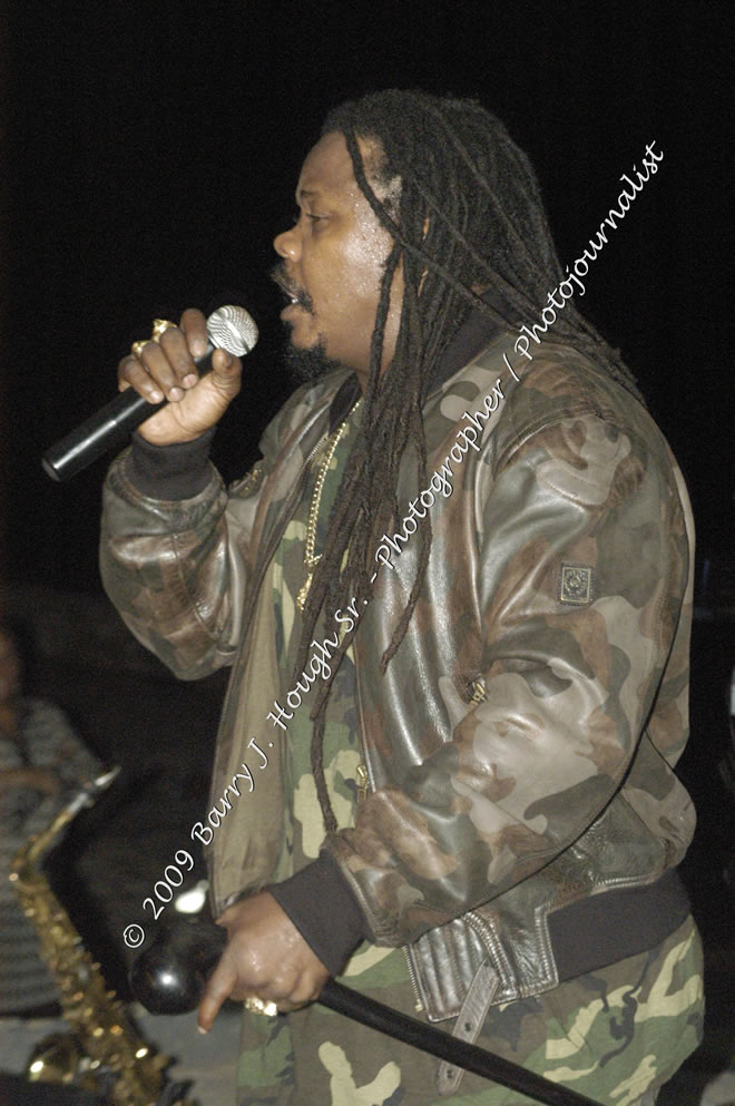  Luciano "Live in Concert" Negril Escape Resort & Spa, Openning Acts: Justice Merchant, and Timmi Burrell, Backing Band: JAH Messenjah, One Love Reggae Summer Series, West End, Negril, Westmoreland, Jamaica W.I. - Tuesday, August 11, 2009 - Photographs by Barry J. Hough Sr. Photojournalist/Photograper - Photographs taken with a Nikon D70, D100, or D300 - Negril Travel Guide, Negril Jamaica WI - http://www.negriltravelguide.com - info@negriltravelguide.com...!