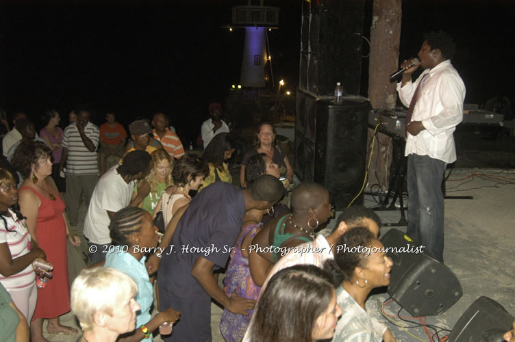 Chaka Demus & Pliers - Live In Concert @ Negril Escape Resort and Spa, December 8, 2009, One Love Drive, West End, Negril, Westmoreland, Jamaica W.I. - Photographs by Net2Market.com - Barry J. Hough Sr, Photographer/Photojournalist - Negril Travel Guide, Negril Jamaica WI - http://www.negriltravelguide.com - info@negriltravelguide.com...!