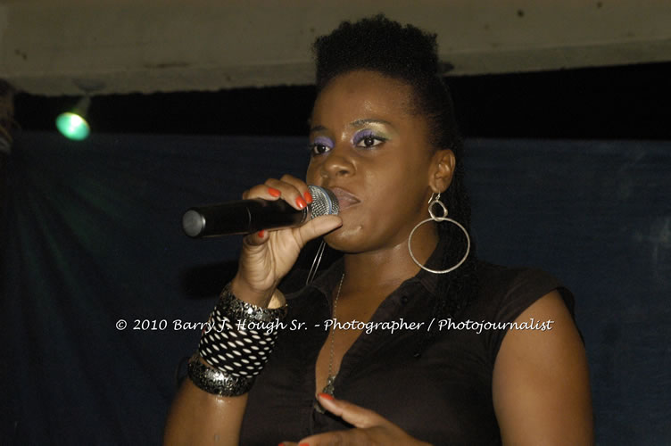 Etana - Live In Concert - One Love Reggae Concert Series 09/10 @ Negril Escape Resort and Spa, December 22, 2009, One Love Drive, West End, Negril, Westmoreland, Jamaica W.I. - Photographs by Net2Market.com - Barry J. Hough Sr, Photographer/Photojournalist - Negril Travel Guide, Negril Jamaica WI - http://www.negriltravelguide.com - info@negriltravelguide.com...!