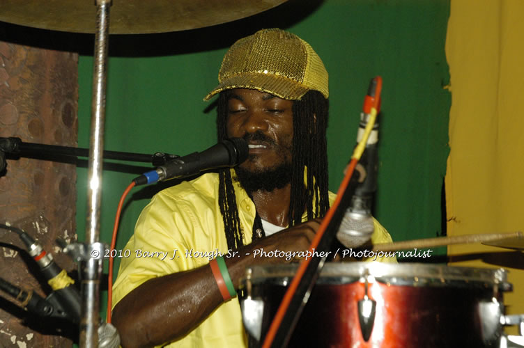 John Holt - Live in Concert - Also featuring Uprising Bank, plus DJ Gemini @ One Love Reggae Concerts Series 09/10 @ Negril Escape Resort & Spa, February 9, 2010, One Love Drive, West End, Negril, Westmoreland, Jamaica W.I. - Photographs by Net2Market.com - Barry J. Hough Sr, Photographer/Photojournalist - The Negril Travel Guide - Negril's and Jamaica's Number One Concert Photography Web Site with over 40,000 Jamaican Concert photographs Published -  Negril Travel Guide, Negril Jamaica WI - http://www.negriltravelguide.com - info@negriltravelguide.com...!