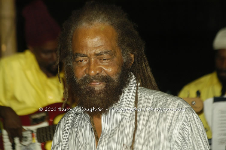 John Holt - Live in Concert - Also featuring Uprising Bank, plus DJ Gemini @ One Love Reggae Concerts Series 09/10 @ Negril Escape Resort & Spa, February 9, 2010, One Love Drive, West End, Negril, Westmoreland, Jamaica W.I. - Photographs by Net2Market.com - Barry J. Hough Sr, Photographer/Photojournalist - The Negril Travel Guide - Negril's and Jamaica's Number One Concert Photography Web Site with over 40,000 Jamaican Concert photographs Published -  Negril Travel Guide, Negril Jamaica WI - http://www.negriltravelguide.com - info@negriltravelguide.com...!