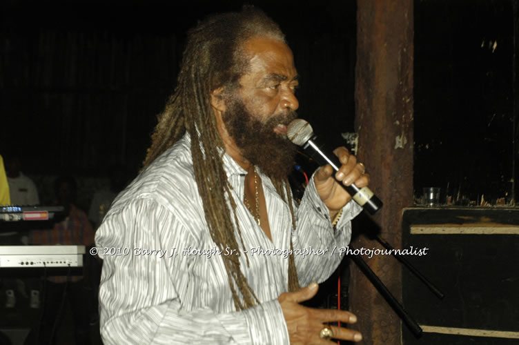 John Holt - Live in Concert - Also featuring Uprising Bank, plus DJ Gemini @ One Love Reggae Concerts Series 09/10 @ Negril Escape Resort & Spa, February 9, 2010, One Love Drive, West End, Negril, Westmoreland, Jamaica W.I. - Photographs by Net2Market.com - Barry J. Hough Sr, Photographer/Photojournalist - The Negril Travel Guide - Negril's and Jamaica's Number One Concert Photography Web Site with over 40,000 Jamaican Concert photographs Published -  Negril Travel Guide, Negril Jamaica WI - http://www.negriltravelguide.com - info@negriltravelguide.com...!