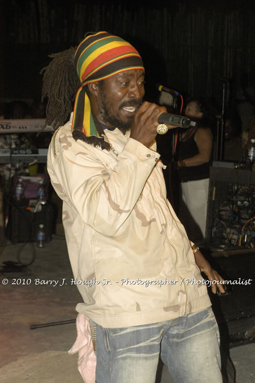 Julian Marley - Grammy Nominee & Son of the Legend Bob Marley - Live in Concert - Also featuring Ras Noble, Power Drill, Iron Head, & Robin Banks - Backing Band Roots Warrior, plus DJ Gemini @ One Love Reggae Concerts Series 09/10 @ Negril Escape Resort & Spa, February 2, 2010, One Love Drive, West End, Negril, Westmoreland, Jamaica W.I. - Photographs by Net2Market.com - Barry J. Hough Sr, Photographer/Photojournalist - The Negril Travel Guide - Negril's and Jamaica's Number One Concert Photography Web Site with over 40,000 Jamaican Concert photographs Published -  Negril Travel Guide, Negril Jamaica WI - http://www.negriltravelguide.com - info@negriltravelguide.com...!