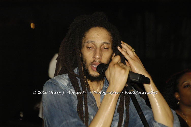 Julian Marley - Grammy Nominee & Son of the Legend Bob Marley - Live in Concert - Also featuring Ras Noble, Power Drill, Iron Head, & Robin Banks - Backing Band Roots Warrior, plus DJ Gemini @ One Love Reggae Concerts Series 09/10 @ Negril Escape Resort & Spa, February 2, 2010, One Love Drive, West End, Negril, Westmoreland, Jamaica W.I. - Photographs by Net2Market.com - Barry J. Hough Sr, Photographer/Photojournalist - The Negril Travel Guide - Negril's and Jamaica's Number One Concert Photography Web Site with over 40,000 Jamaican Concert photographs Published -  Negril Travel Guide, Negril Jamaica WI - http://www.negriltravelguide.com - info@negriltravelguide.com...!