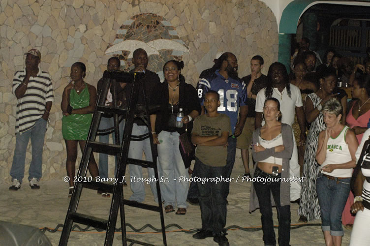 Marcia Griffiths & Edge Michael - Live In Concert - One Love Reggae Concert Series 09/10 @ Negril Escape Resort and Spa, December 29, 2009, One Love Drive, West End, Negril, Westmoreland, Jamaica W.I. - Photographs by Net2Market.com - Barry J. Hough Sr, Photographer/Photojournalist - Negril Travel Guide, Negril Jamaica WI - http://www.negriltravelguide.com - info@negriltravelguide.com...!