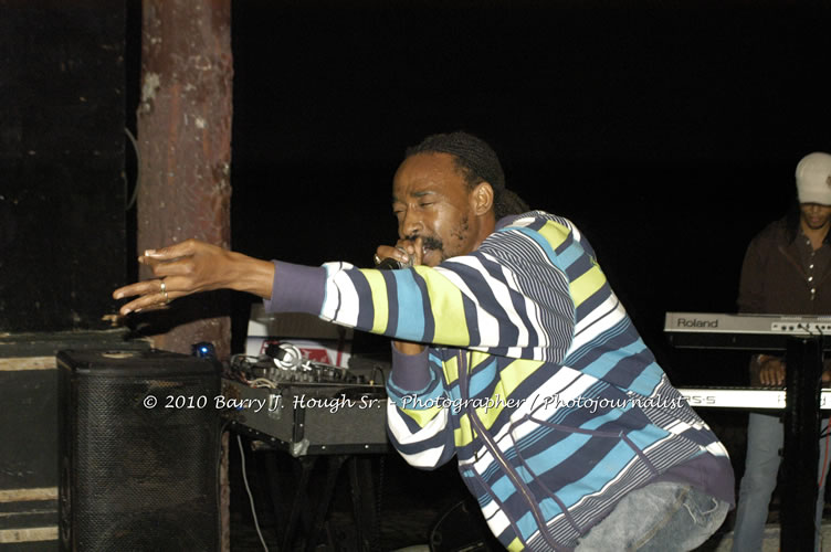 Queen Ifrica - Live In Concert - One Love Reggae Concert Series 09/10 @ Negril Escape Resort and Spa, January 5, 2010, One Love Drive, West End, Negril, Westmoreland, Jamaica W.I. - Photographs by Net2Market.com - Barry J. Hough Sr, Photographer/Photojournalist - Negril Travel Guide, Negril Jamaica WI - http://www.negriltravelguide.com - info@negriltravelguide.com...!