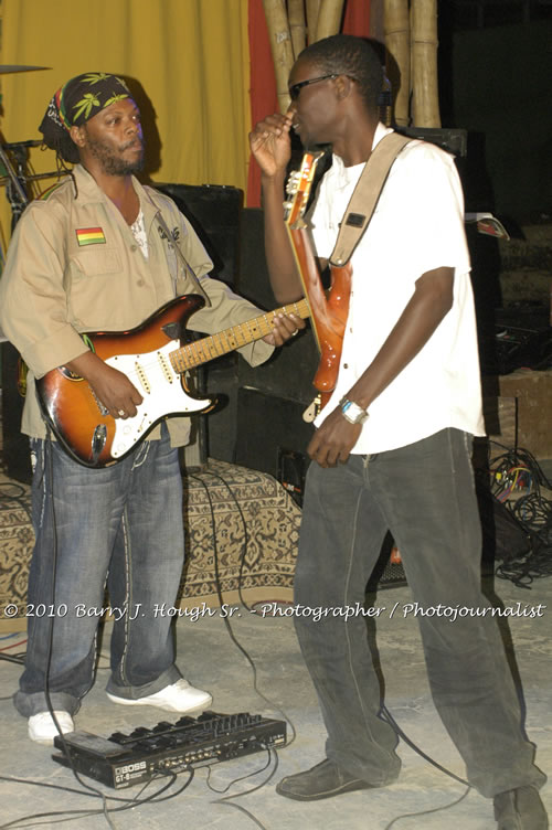 Richie Spice - Live In Concert - One Love Reggae Concert Series 09/10 @ Negril Escape Resort and Spa, January 19, 2010, One Love Drive, West End, Negril, Westmoreland, Jamaica W.I. - Photographs by Net2Market.com - Barry J. Hough Sr, Photographer/Photojournalist - Negril Travel Guide, Negril Jamaica WI - http://www.negriltravelguide.com - info@negriltravelguide.com...!