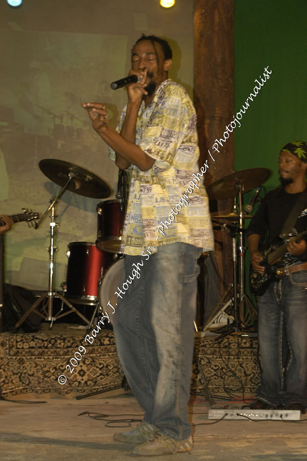  Sanchez - Live in Concert - at the One Love Reggae Concert Series 09/10 @ Negril Escape Resort & Spa - Also Featuring: Timmi Burrell and Justice Merchant- Backing Band Roots Warrior - DJ Gemini - MC Oliver Cargill, Negril Escape Resort & Spa, One Love Drive, West End, Negril, Westmoreland, Jamaica W.I. - Tuesday, November 24, 2009 - Photographs by Net2Market.com - Barry J. Hough Sr, Photographer / Photojournalist - Photos taken with a Nikon D70, D100, or D300 - Negril Travel Guide, Negril Jamaica WI - http://www.negriltravelguide.com - info@negriltravelguide.com...!