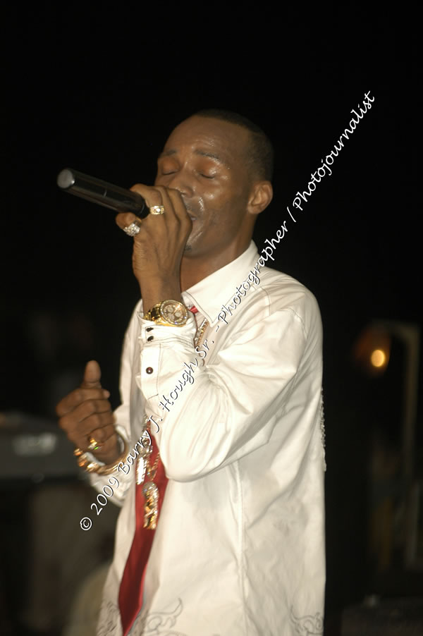  Sanchez - Live in Concert - at the One Love Reggae Concert Series 09/10 @ Negril Escape Resort & Spa - Also Featuring: Timmi Burrell and Justice Merchant- Backing Band Roots Warrior - DJ Gemini - MC Oliver Cargill, Negril Escape Resort & Spa, One Love Drive, West End, Negril, Westmoreland, Jamaica W.I. - Tuesday, November 24, 2009 - Photographs by Net2Market.com - Barry J. Hough Sr, Photographer / Photojournalist - Photos taken with a Nikon D70, D100, or D300 - Negril Travel Guide, Negril Jamaica WI - http://www.negriltravelguide.com - info@negriltravelguide.com...!