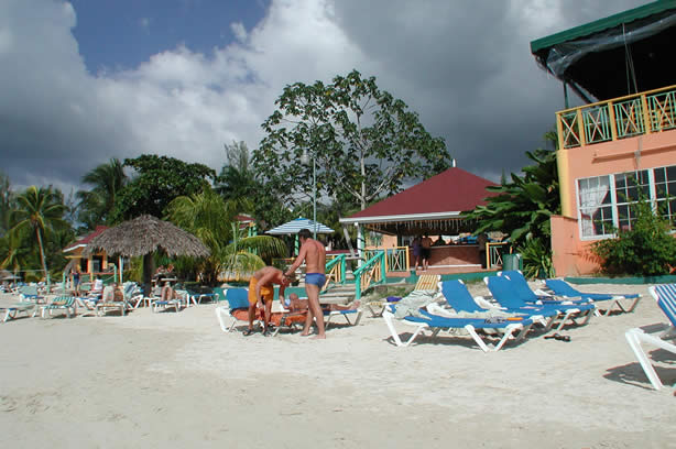 A Photo Walk along Negril's Famous Seven Mile Beach - Negril Travel Guide, Negril Jamaica WI - http://www.negriltravelguide.com - info@negriltravelguide.com...!