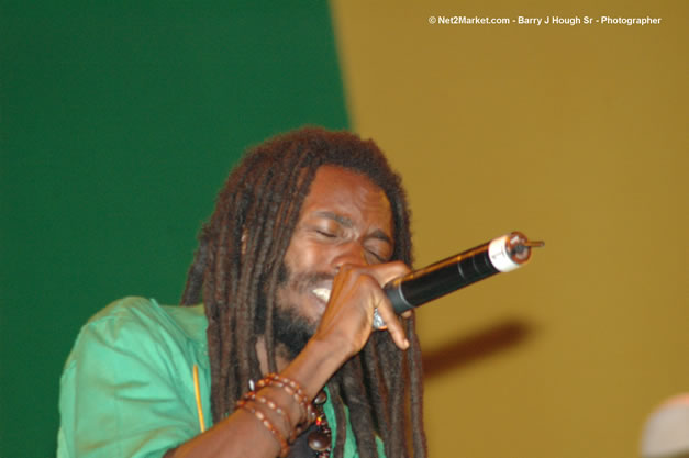 I Wayne @ Tru-Juice Rebel Salute 2007 - Saturday, January 13, 2007, Port Kaiser Sports Club, St. Elizabeth - Negril Travel Guide, Negril Jamaica WI - http://www.negriltravelguide.com - info@negriltravelguide.com...!