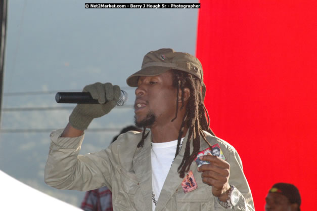 Jah Cure at Tru-Juice Rebel Salute 2008 - The 15th staging of Tru-Juice Rebel Salute, Saturday, January 12, 2008, Port Kaiser Sports Club, St. Elizabeth, Jamaica W.I. - Photographs by Net2Market.com - Barry J. Hough Sr, Photographer - Negril Travel Guide, Negril Jamaica WI - http://www.negriltravelguide.com - info@negriltravelguide.com...!