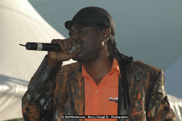 Sugar Minott at Tru-Juice Rebel Salute 2008 - The 15th staging of Tru-Juice Rebel Salute, Saturday, January 12, 2008, Port Kaiser Sports Club, St. Elizabeth, Jamaica W.I. - Photographs by Net2Market.com - Barry J. Hough Sr, Photographer - Negril Travel Guide, Negril Jamaica WI - http://www.negriltravelguide.com - info@negriltravelguide.com...!