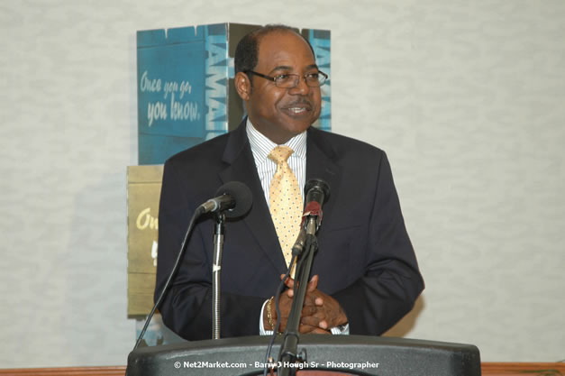 Red Cap Porters Awards - Minister of Tourism, Hon. Edmund Bartlett - Director of Tourism, Basil Smith - Friday, December 14, 2007 - Holiday Inn Sunspree, Montego Bay, Jamaica W.I. - Photographs by Net2Market.com - Barry J. Hough Sr, Photographer - Negril Travel Guide, Negril Jamaica WI - http://www.negriltravelguide.com - info@negriltravelguide.com...!