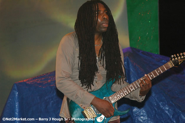 Tanya Stephens - Red Stripe Reggae Sumfest 2007 - Zenith - Saturday, July 21, 2007 - Catherine Hall, Montego Bay, St James, Jamaica W.I. - Negril Travel Guide, Negril Jamaica WI - http://www.negriltravelguide.com - info@negriltravelguide.com...!